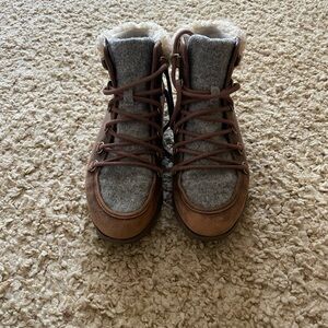Women’s Sorel boots